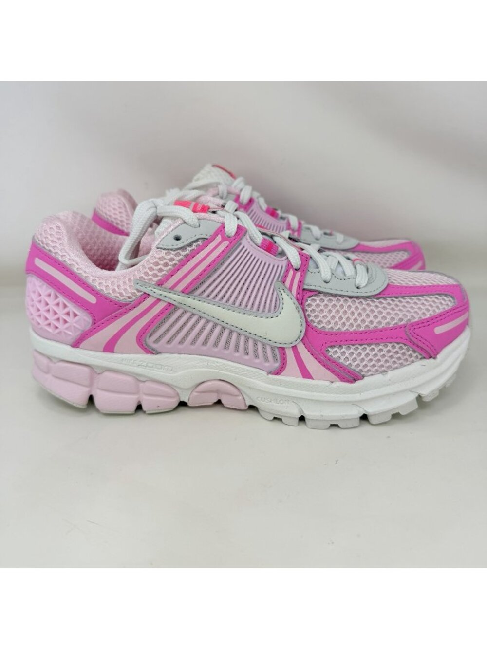Nike Air Zoom Vomero 5 Athletic Shoes Hyper Pink Women’s Size 7